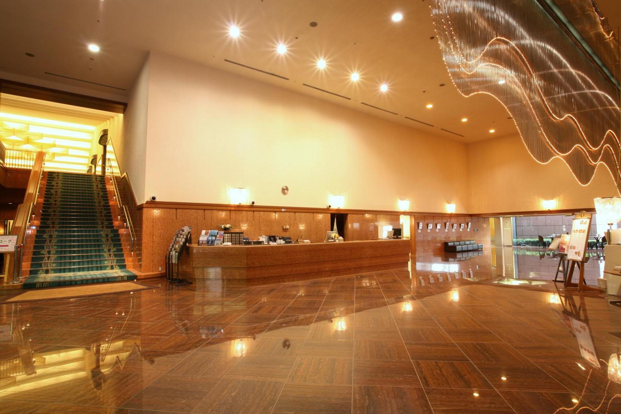 Hotel Tokyo Garden Palace Exterior photo